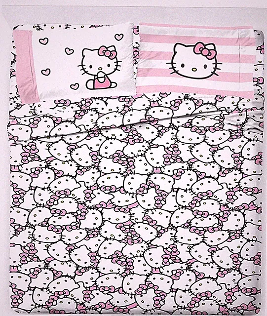 Bedding set comprising fitted sheet, flat sheet and pillowcases (four-piece set)