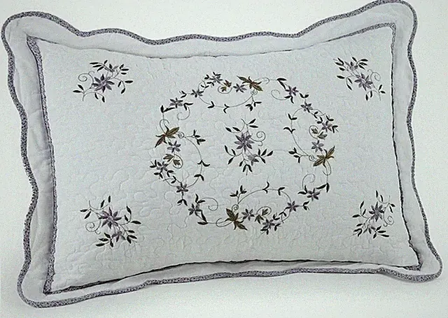 Collection Gwen Cotton Filled Bedspread, Standard Sham