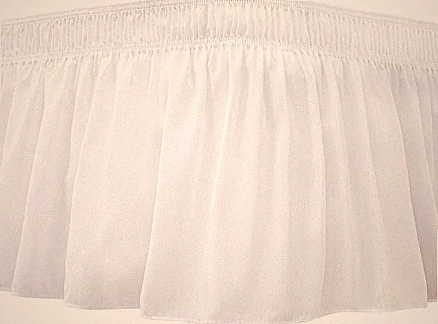 Luxurious White Bed Skirt for Queen Beds - Easy Fit, 15" Drop & Machine Washable
