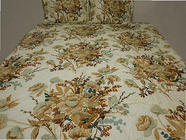 NEW CUSTOM OUTLINE QUILTED Washable Full Beige Bedspread & 2 Match Pillow Shams